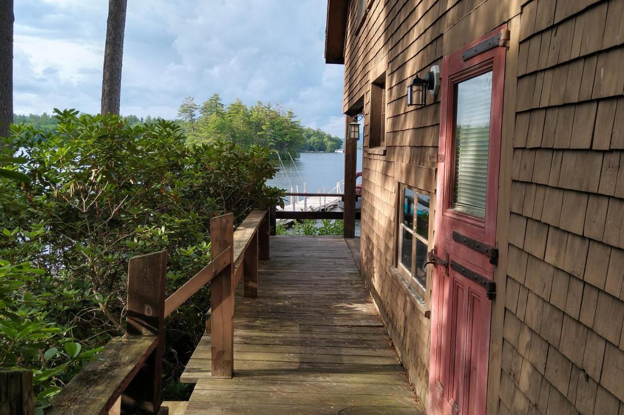 Meredith Lakefront Lodge On Lake Winnipesaukee Exterior foto