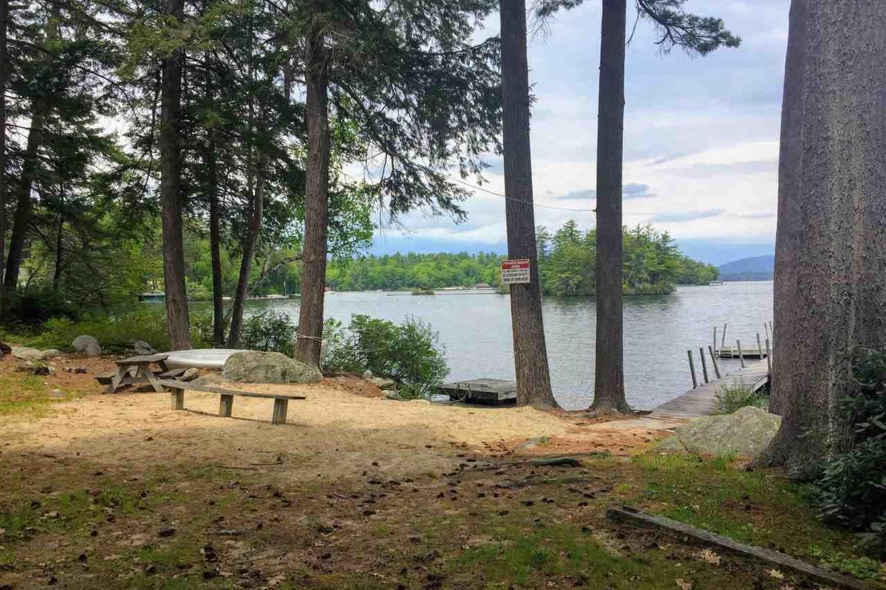 Meredith Lakefront Lodge On Lake Winnipesaukee Exterior foto